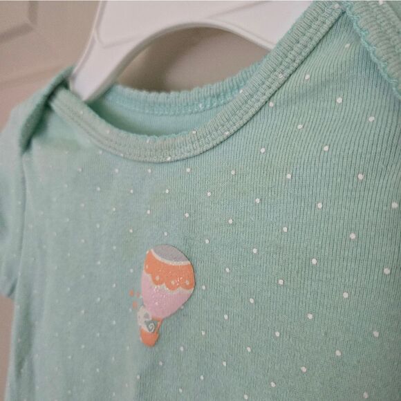 *Free Carters Short Sleeve Onesie Size 6 m - Picture 2 of 4